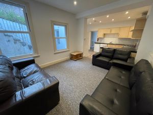 Photo 27- click for photo gallery